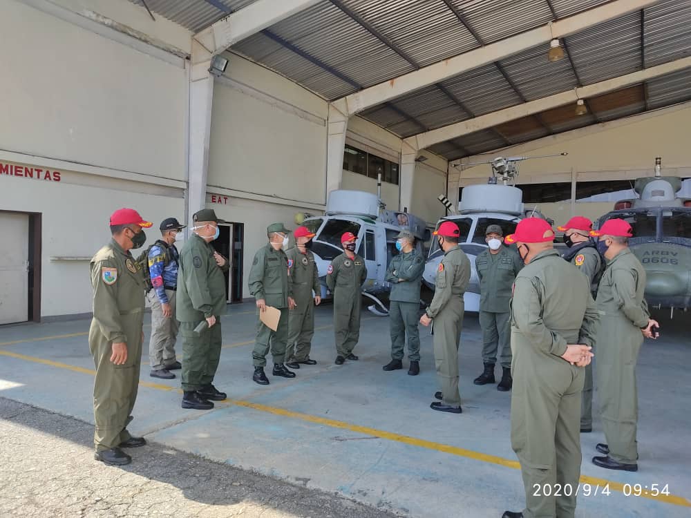 navegandoalbicentenario - Aviacion Naval - Página 27 Eh-Hlzp-ZWs-AIGOn7