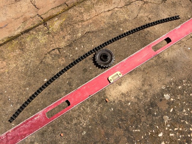 Triton Primary Drive 081