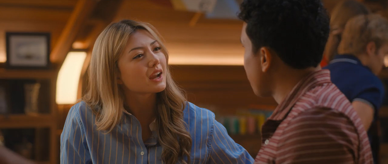 Crew Girl 2026 WebRip Season 1 [Hindi + English] 480p 720p ESub Screenshot