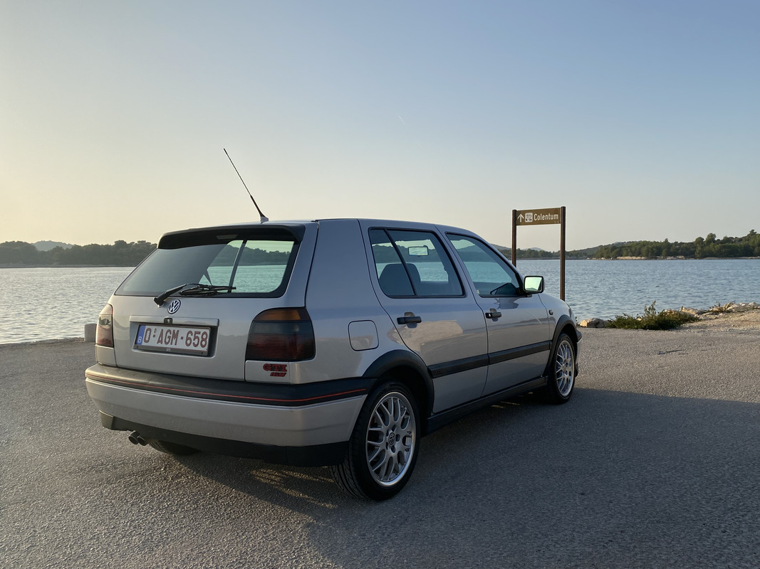 6661A289-21FF-498A-8B30-03FB1D2EA61B