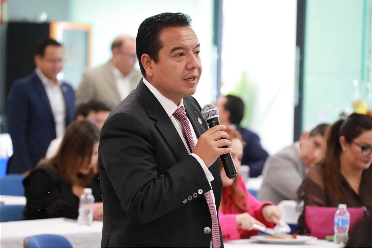 Buscará PAN eliminar facultad de AMLO para vetar nombramiento del INAI