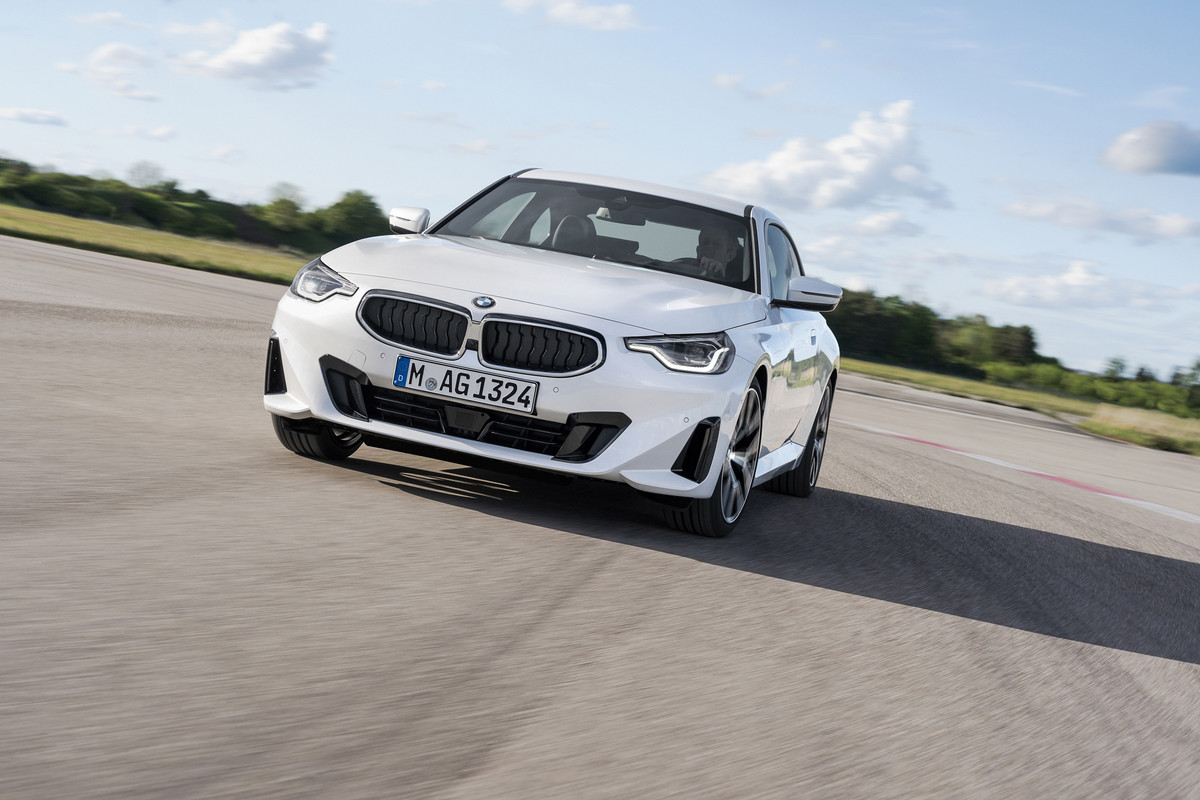 BMW220i(5)