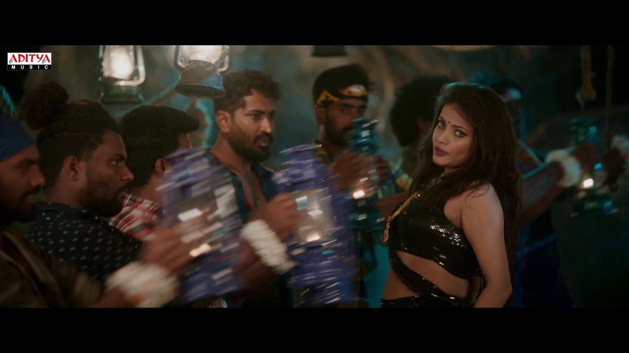 [Image: vlcsnap-2025-12-21-18h24m50s173.png]