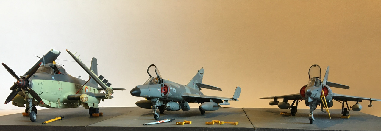 Heller - Étendard IVP - 1/48 - - MODELISMO