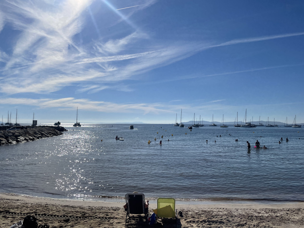 5D998B5F-C6C8-45F2-8365-A499CD8194D5