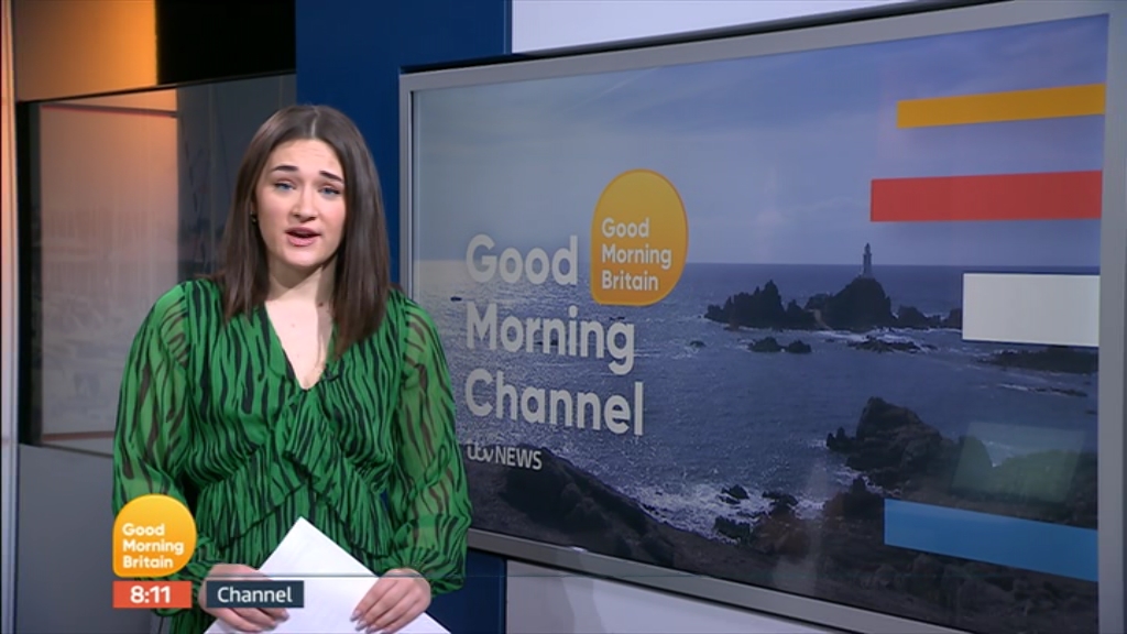 01.25 - 06.00.00 - Good Morning Britain. Morning magazine featuring a....ts_snapshot_12.12.069