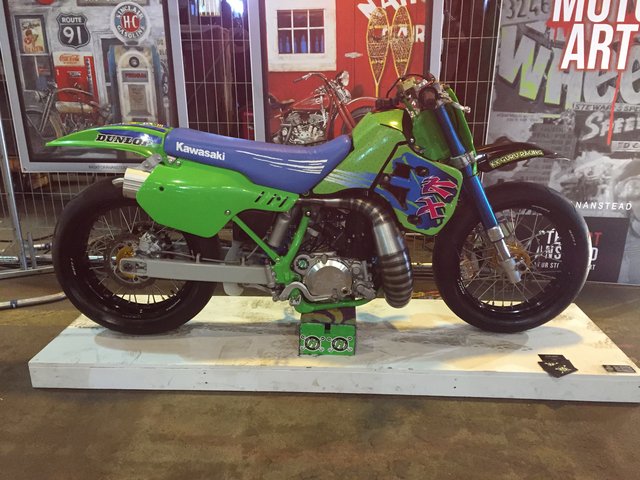 DDFB3010-9BBB-4473-80FE-49C8A6A0E044