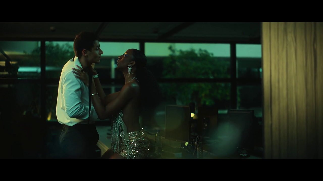 vlcsnap-2024-05-30-18h11m17s934