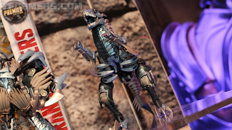 MORE Transformers Showroom Images Trypticon, Tit