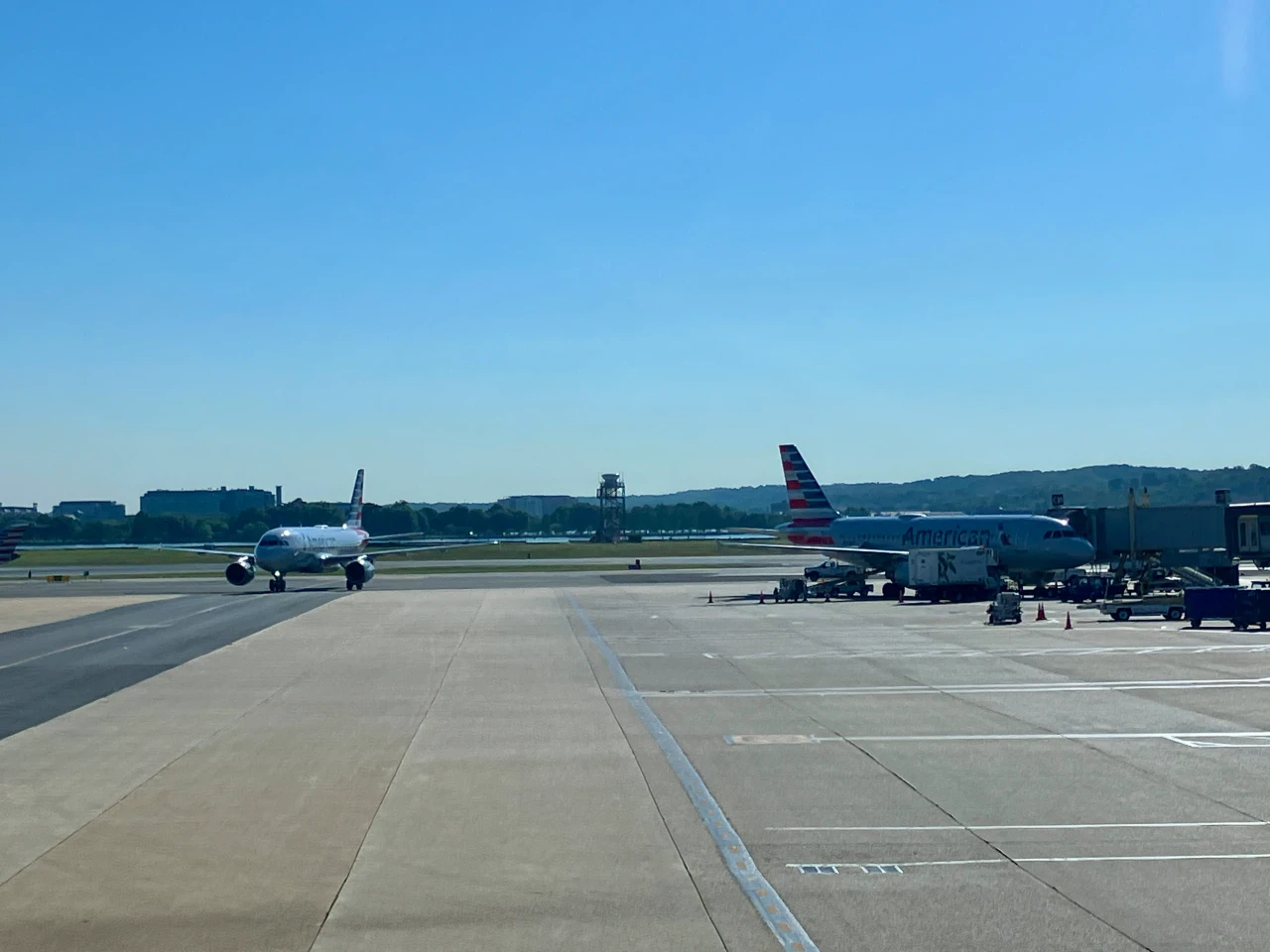 American Airlines A319 N755US at DCA