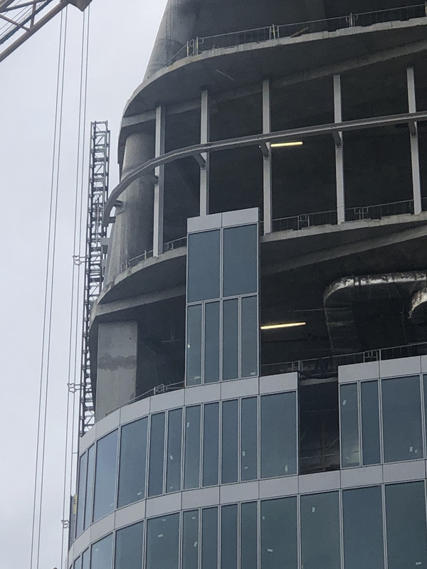 A8FF6F87-4074-422F-9783-C7A39AF7C92D