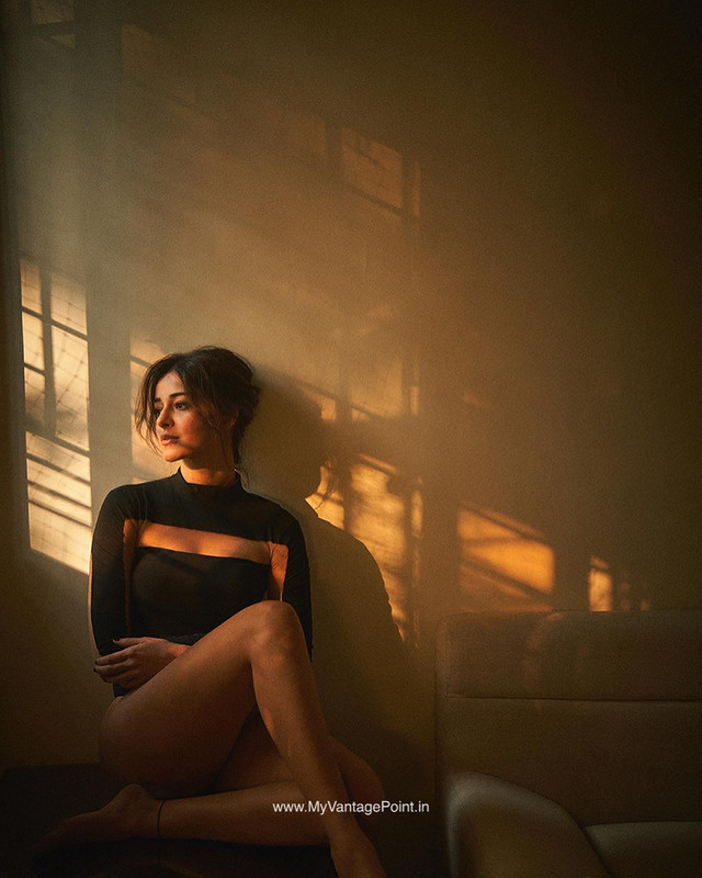 black-bikini-pics-of-ananya-panday