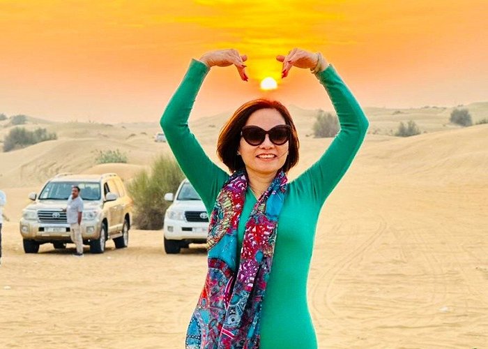 Private Dubai Layover Tour — Layover Hand Luggage Essentials