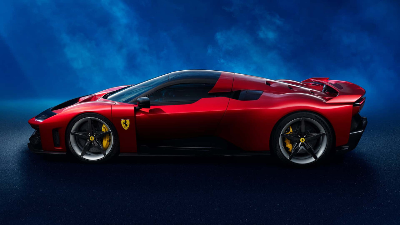 ferrari-f80-2.jpg