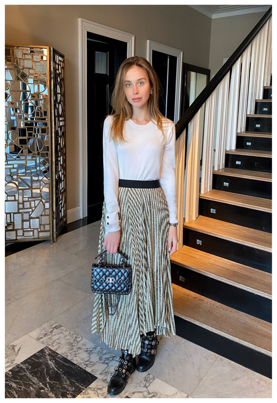 2B7A69C0-380B-44E9-9D3E-CF5D90ABA2D4