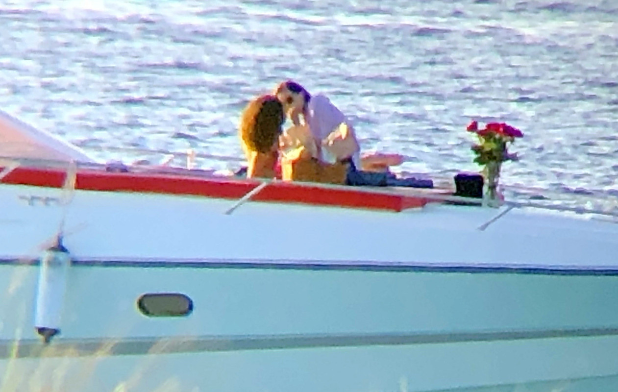 emmawatson-updates.com (22)