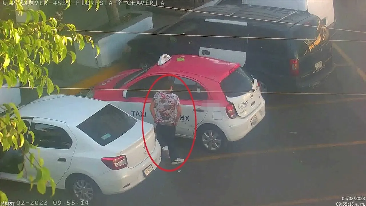 Taxista secuestra a mujer fuera de un banco en la CDMX