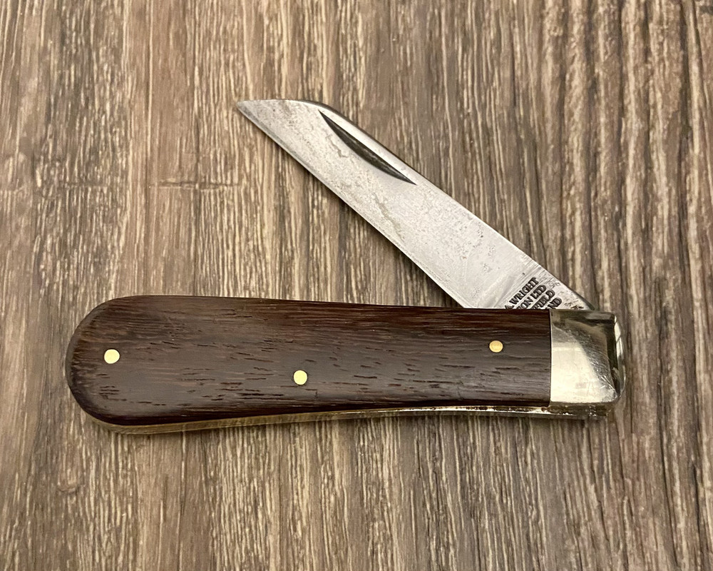 F27C0034-2A72-4766-AD82-9D04AC66D49E_1_201_a