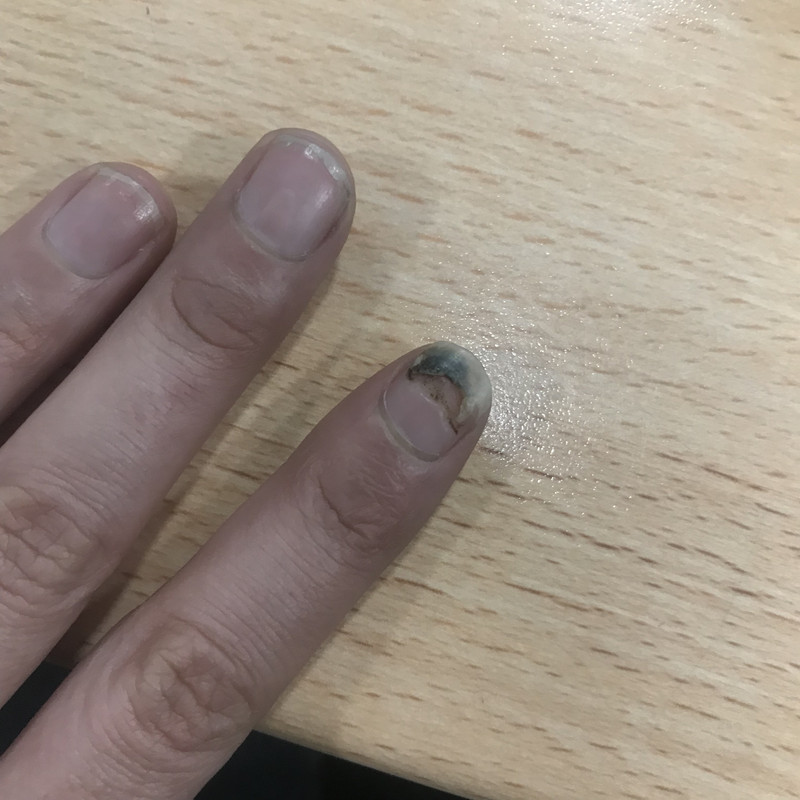 3EE8BAB7-E7C8-472A-B311-5284138E0430