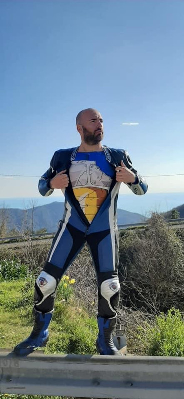 7A489D4C-CC61-477E-8D68-B6A69899704A