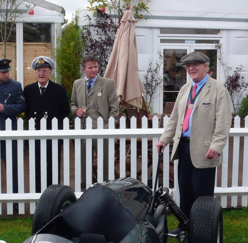 31FBE5CE-7C76-44C9-92D7-EAF353D37ABC