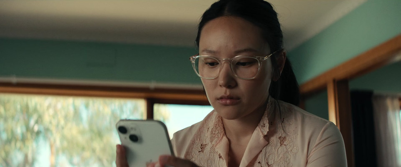 The.Survivors.2025.S01E01.1080p.WEBRip.x265-KONTRAST.mkv_frame10