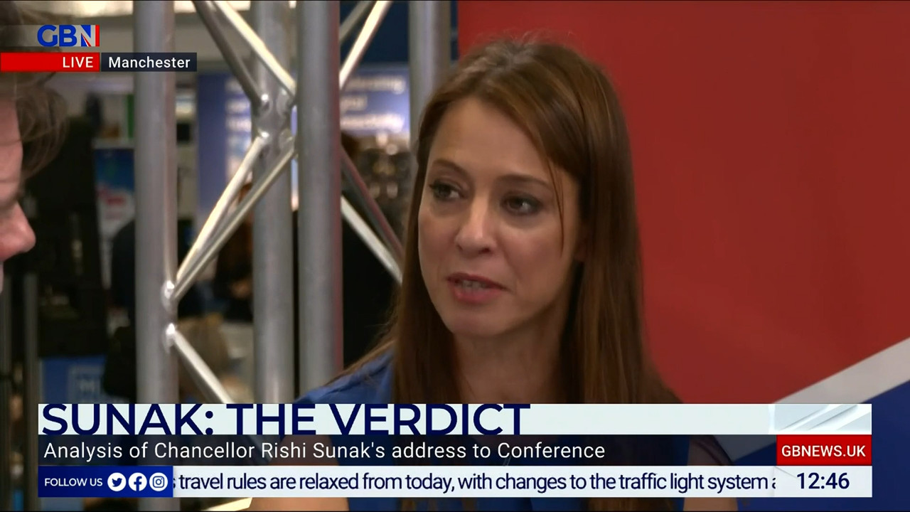 10.04 - 12.00.00 - The Briefing Lunchtime with Gloria De Piero. Your ....ts_snapshot_47.12.075