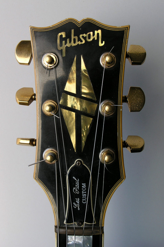 Gibson Headstock