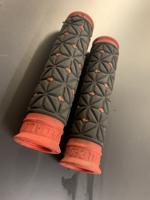 C63522ED-0671-44C6-816D-85784E8EB224