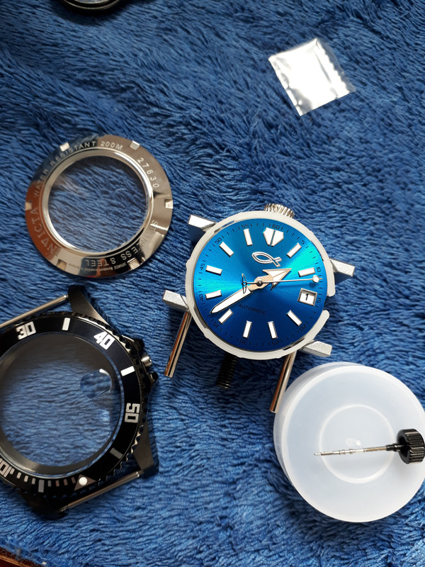 10 manecillas colocadas