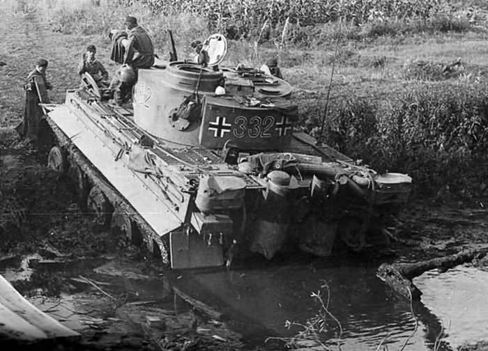 Tiger-tank-number-332.jpg