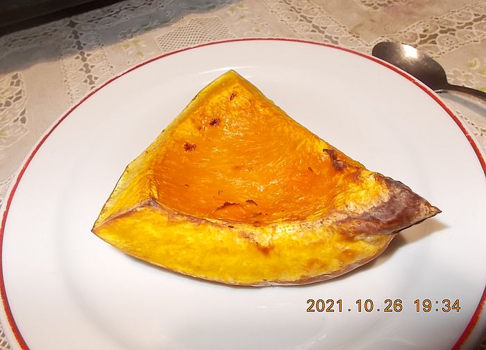 https://i.postimg.cc/wBrGcMNS/sutotok-2021-enyem.jpg