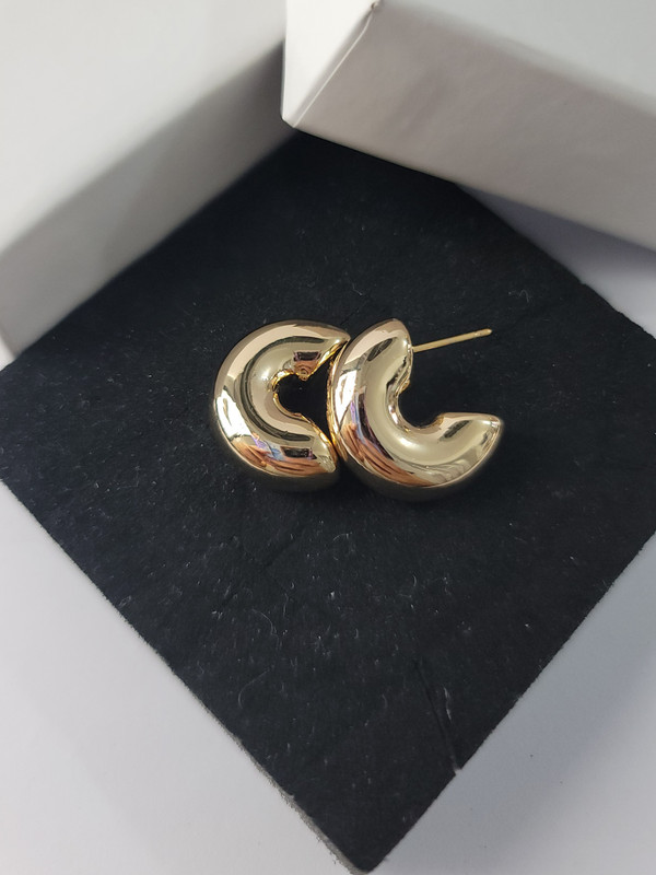 Arete dorado 28