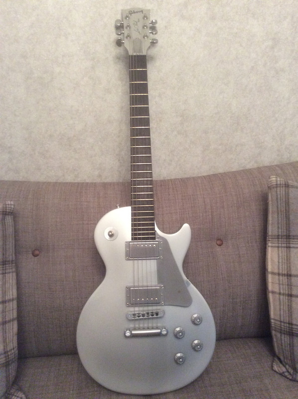 B4134F21-5C6B-46D0-8A64-5E14EC36D6BF