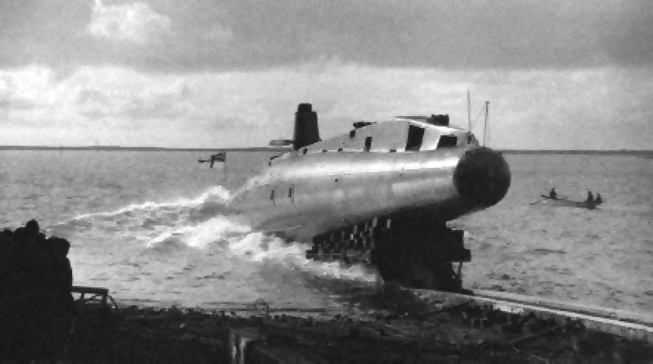 HMS B.1 спуск на воду 25 октября 1904