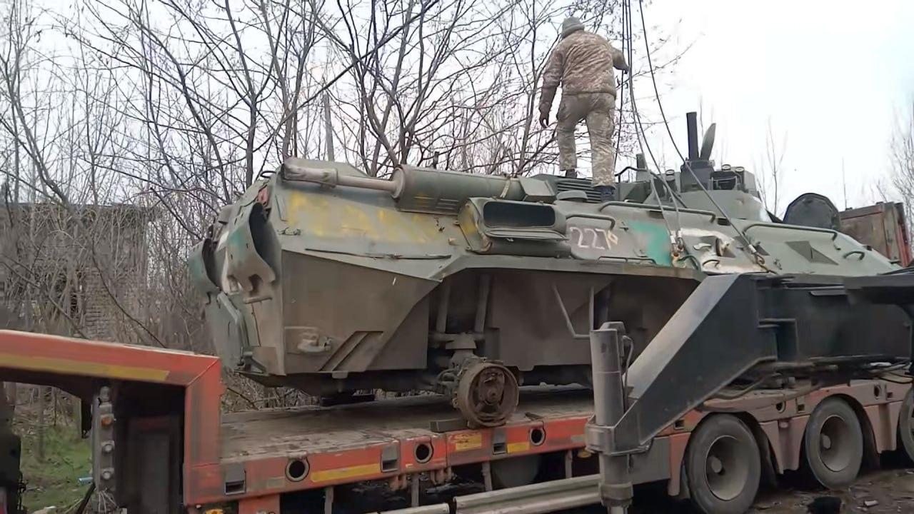 1001 BTR-82A(M) capt 31 12 22