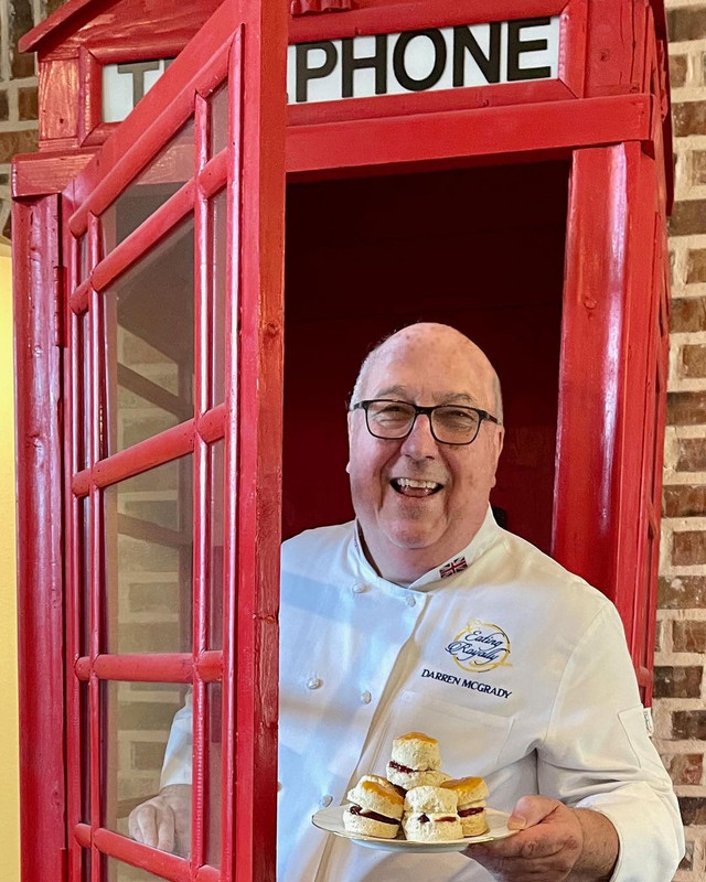 Chef Darren McGrady, koki kerajaan Inggris yang bekerja untuk Ratu Elizabeth II selama 11 tahun.