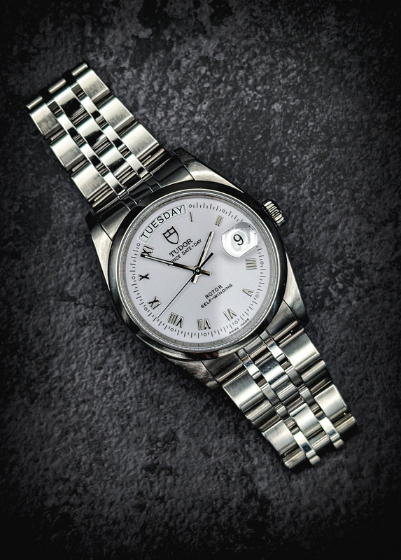 PXL 20251121 011452821