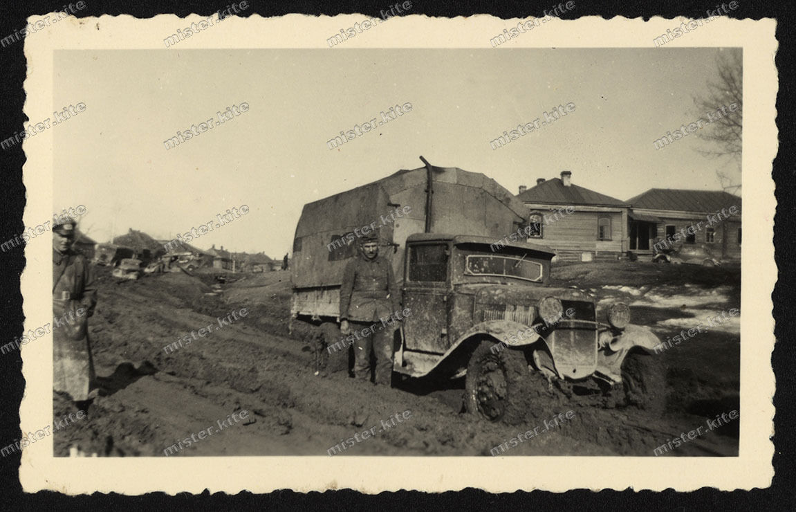 Beute-Fahrzeug-Sd.Kfz-Ford-3HC-Lastwagen-LKW-Sow