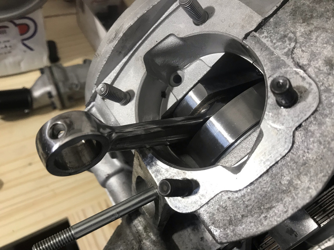 C58332DA-617B-4EC5-B7AA-ACB82217E3E9