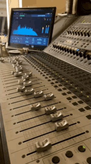 mixing-board.gif