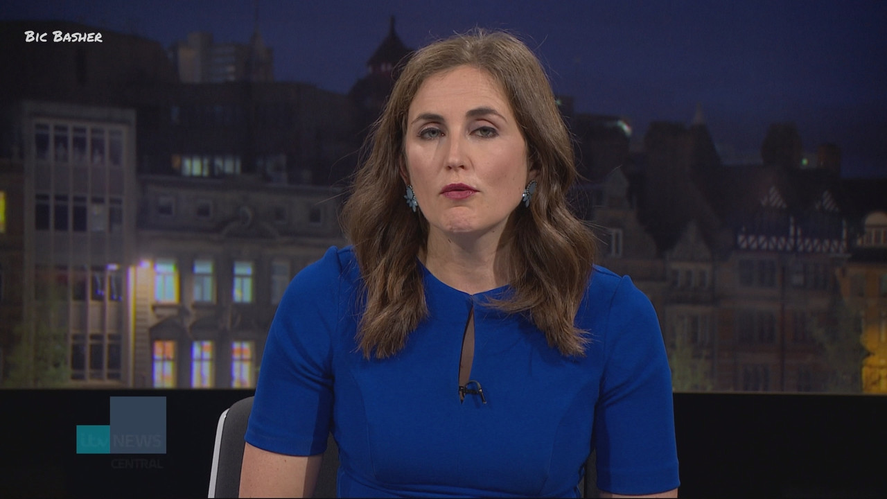 09.19 - 22.30.00 - ITV News Central. Breaking news and current storie....ts_snapshot_03.05.636