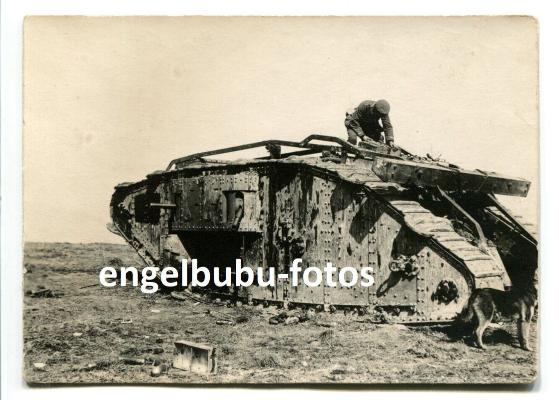 FOTO - PANZER - französischer Tank - Einsatz -Achiet-le-Grand- (Pas-de-Calais)