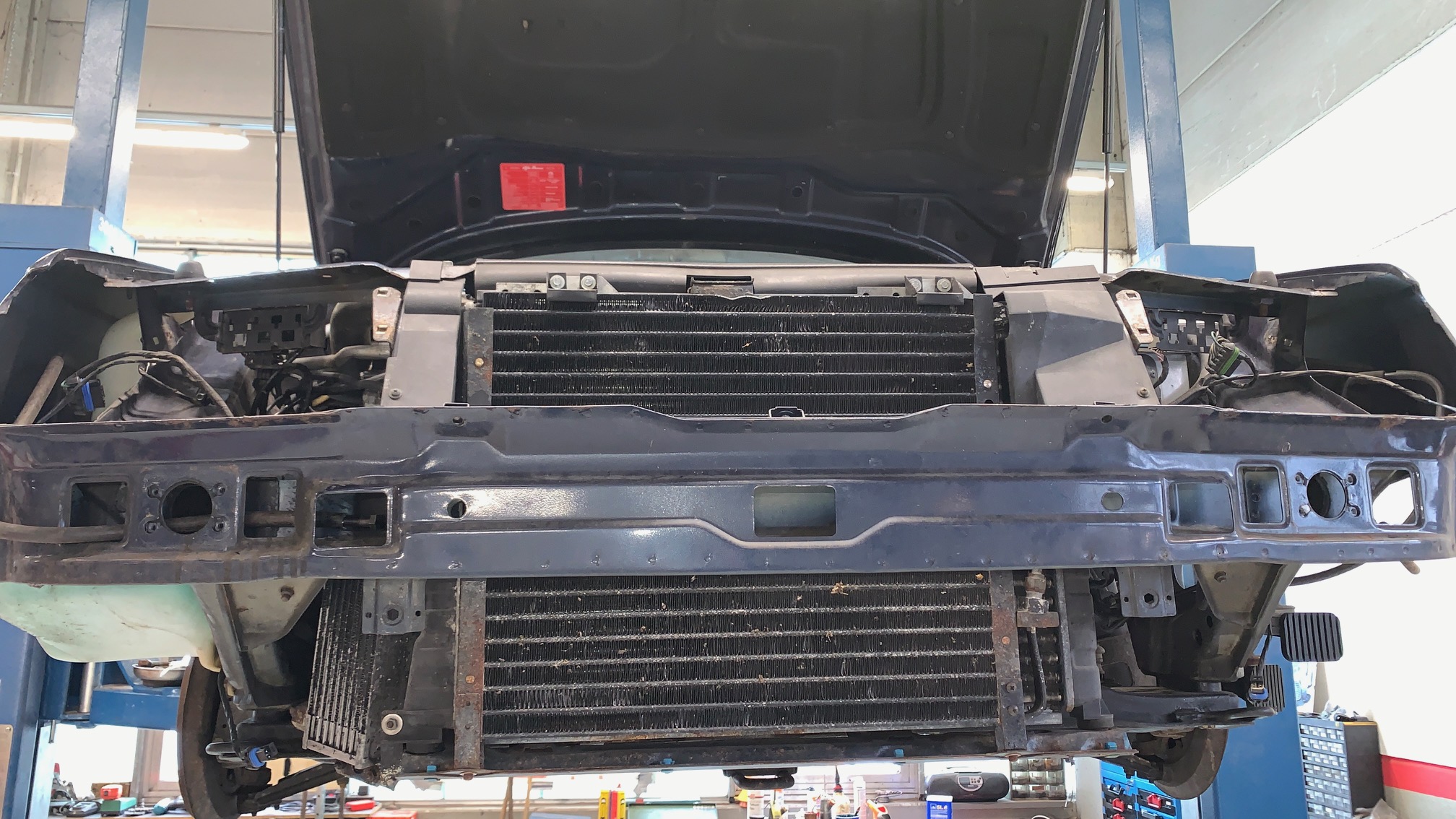 Alfa 164 Super 3 0 V6 24V blu genoa 6278107 2021 02 02 0909 — Postimages