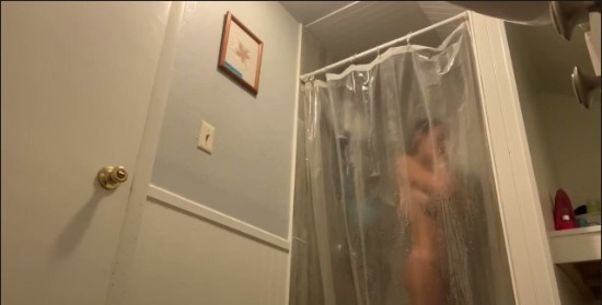 [Image: Voyeur19175101317.jpg]