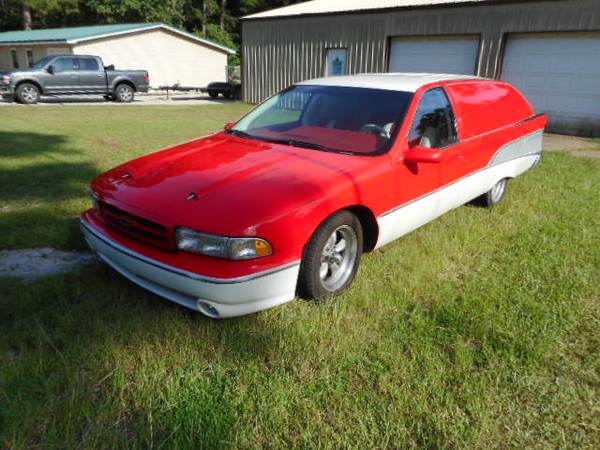 FB748B18-FB7F-4C3B-9B52-C64BC1A73A81