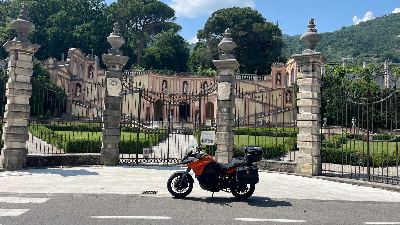 viaje15 lago Garda_palacio Saló