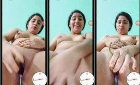 Beautiful Horny Bhabi Masturbating fingering in her pussy