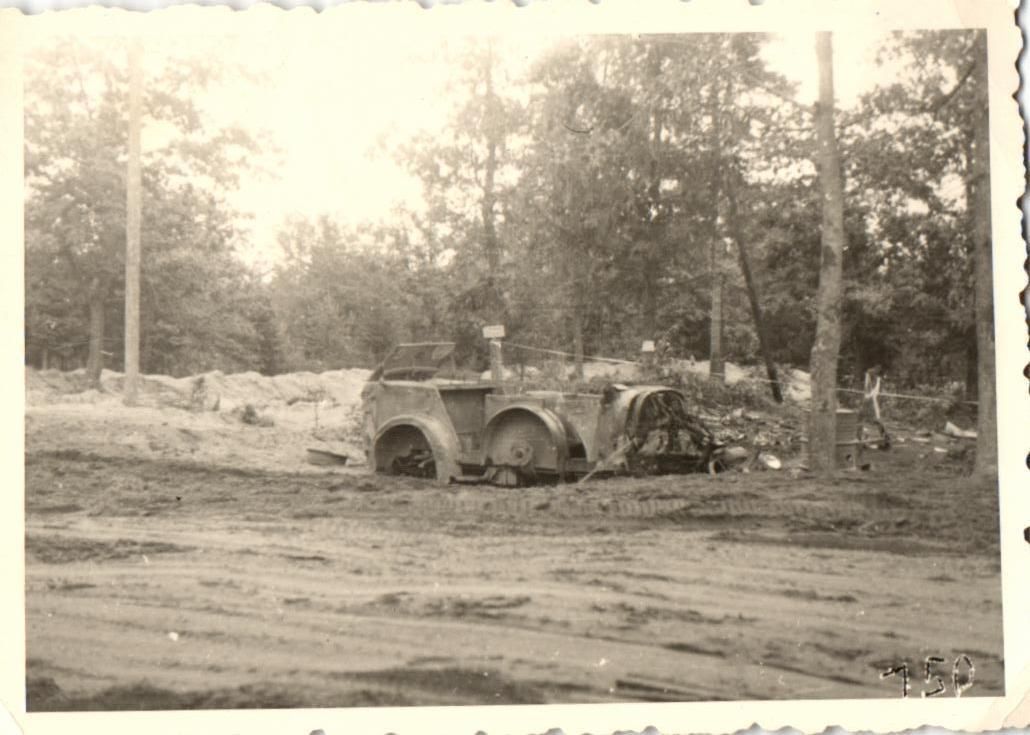 Horch Geländewagen auf Mine gefahren, ca. 1941