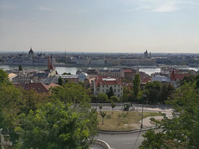 Día 3 jueves 22 de Agosto museos hospital de la roca, de historia militar - Budapest, centro de Europa (2)